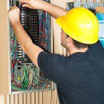 Licensed Electricians vs. Electrical Contractors